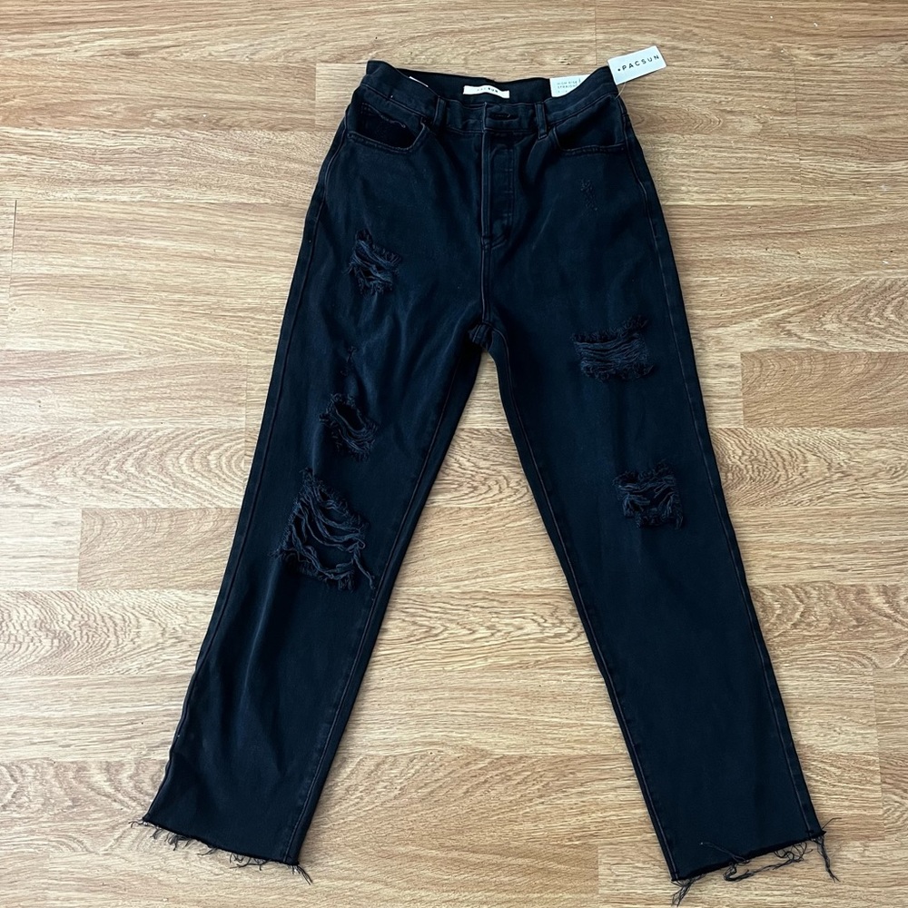 Pacsun Women’s Straight Leg Ripped Jeans